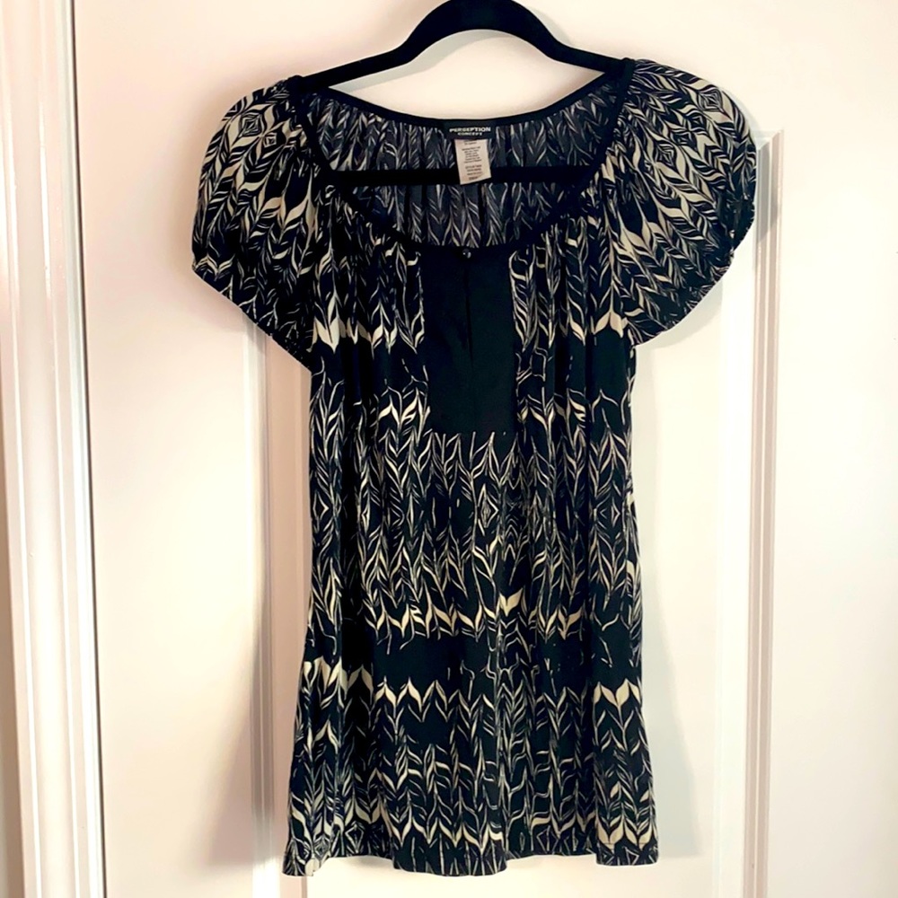 Shirt sleeved blouse